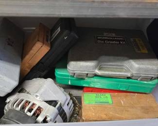 6006  Car Alternator, Screws, And More 