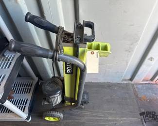 8622  Ryobi 21 Electric Log Splitter 