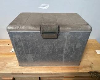 2064  JC Higgins ice chest 