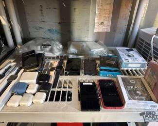 2922  Apple Products 