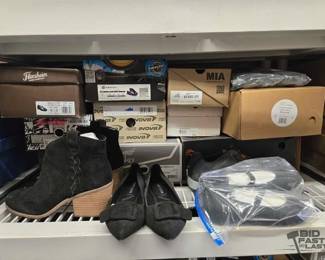 6014  New 14 Pairs Of Shoes amp 1 Single Shoe 