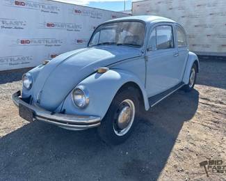 335  Volkswagen Beetle 