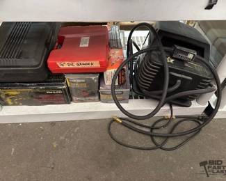 2100  Craftsman 14 Die Grinder With 7 Carbide Bits 