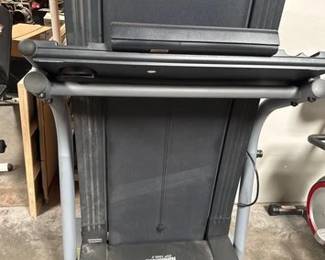 2502  NordicTrack EXP 1000 X Treadmill 
