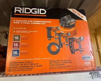 2916  Ridgid 6 Gallon Air Compressor And 3 Tool Combo Kit 