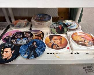 2410  Decorative Plates 