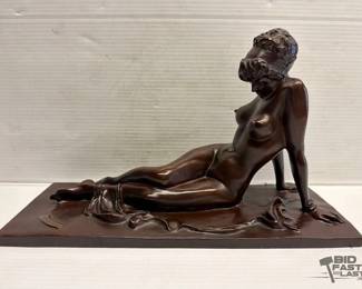 8137  Bernhard Female Bronze Sculpture 