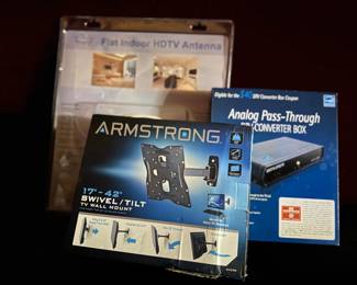 Flat HDTV Antenna, TV Wall Mount, DTV Converter Box