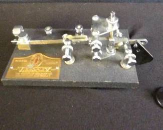 Vibroplex Bug Key A Type Of Semi Automatic Telegraph