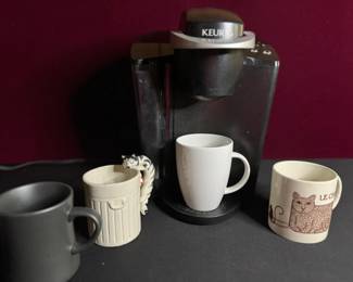 Keurig KClassic Single Serve KCup Pod Coffee Maker Mugs