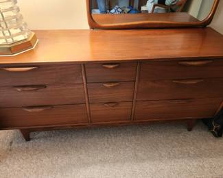 MCM Lane walnut chest "Precision"  from the 60's. Excellent shape Crafted in  Altavista, Virginia. Mirror also