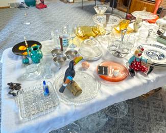 Glassware, collectibles
