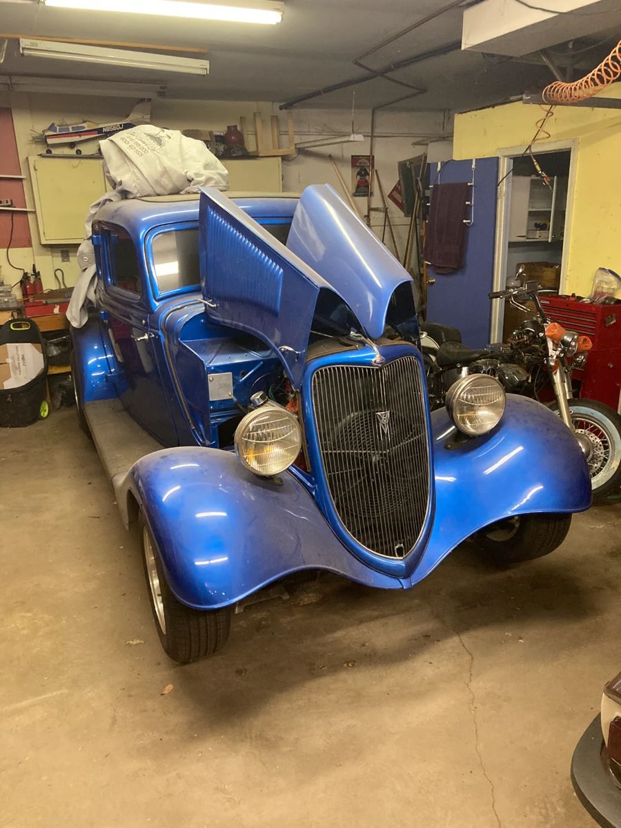 1934 Ford Coupe Hot Rod project - 350 engine, 700r4 transmission