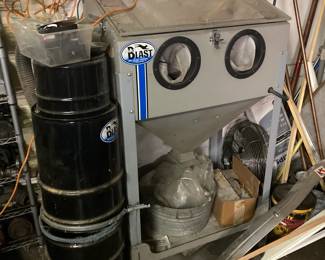 Sandblaster cabinet
