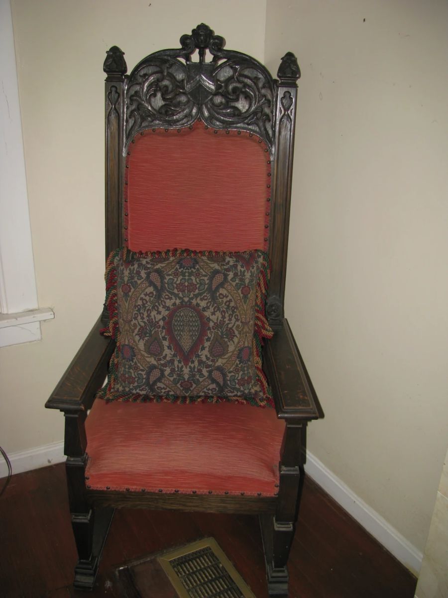 Gothic style chair