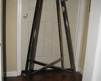 Adjustable clothing rack, lays flat