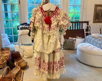 Clothing, Baskets & Linens