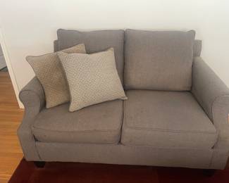 loveseat