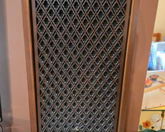 #4   Sansui SP2000 Pair of Speakers   $185