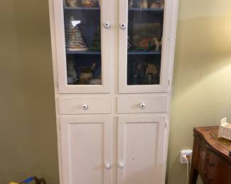 Vintage cabinet / pie safe