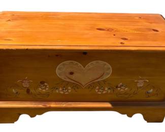 Pine Lane Cedar Chest 
