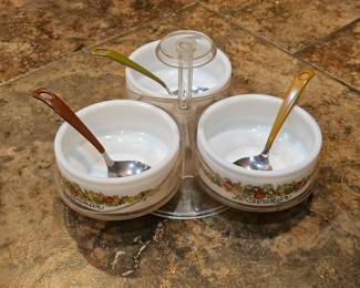 vintage Gemco "Le Serveur" condiment server set, featuring the "Spice of Life" pattern. 