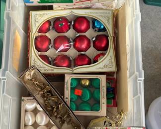 Vintage Ornaments!  I spy Shiny Brites!