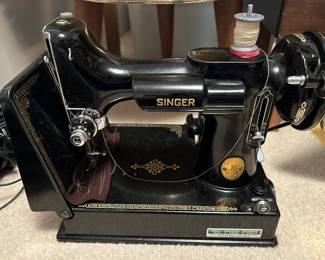 Singer Featherweight 1951
