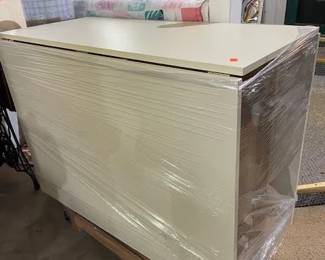 Appears to be a Brand New Cabinet