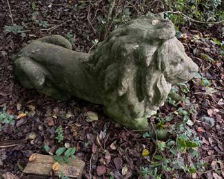 Concrete lion