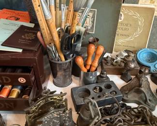 Such a fun little table!