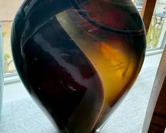 Lots of signed blown glass vases