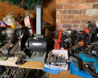 A power tool lover's paradise! Come shop this sale! You will not be disappointed that you came!