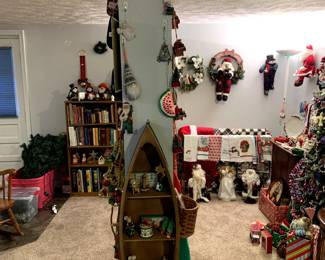 Garland, Holiday table settings, Christmas mantel decor, Rustic holiday. Something for everyone!
