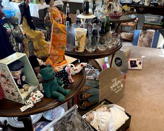Beanie Babies, porcelain dolls, collectible dolls, collectible cultural brands like Pillsbury and California Raisins, Happy Meal Toy Collectibles, knights, Japanese dolls, Spanish dolls, collectible plates, lamps, ships, bottles, and more.