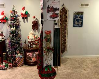 Indoor and outdoor Christmas decor ready to move!