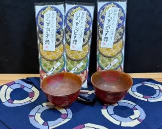 Japanese Wood Bowls Linen