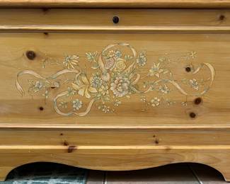 Lane Cedar Chest