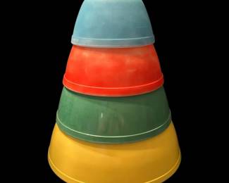 Pyrex Primary Color Mixing Bowls Set of Four