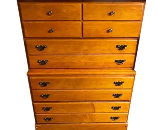 Vintage 4 Drawer Dresser