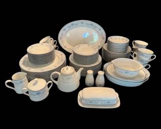 Noritake Blue Hill China Set 72 Piece Set