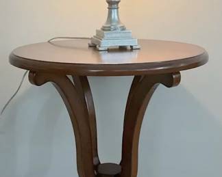 Dark Brown Side Table And Lamp