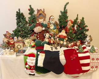 Santa Is Coming to Town