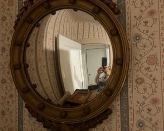 Curved glass mirror