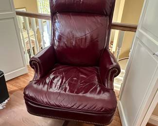 $89.00 - Red Leather Rolling Office Armchair