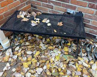 $48.00 - Wrought Iron Patio Coffee Table