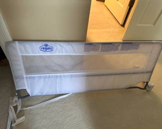 $15.00 -Regalo Bed Railing 