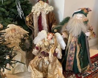 $27.00 / each - Santas (Angle Sold)