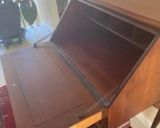 $149.00 - Broyhill Secretary / Desk - 39 1/2” T x 32” L x 18” W