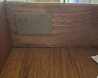 $1425.00 6 Piece Set - Davis Furniture Cherry Wood King Bedroom Set